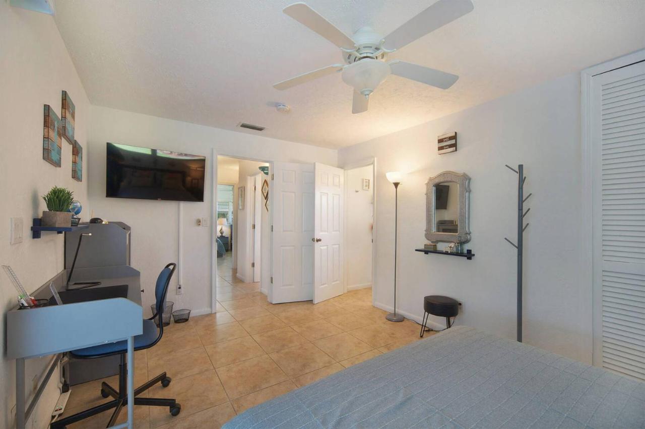 Villa Holiday Sunrise II Cape Coral Bagian luar foto