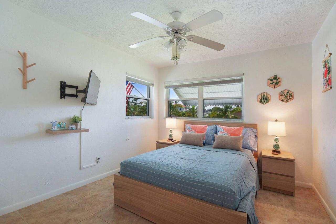 Villa Holiday Sunrise II Cape Coral Bagian luar foto